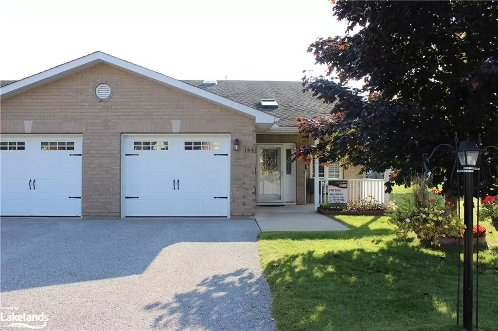 Wasaga Beach, ON L9Z 0A4,144 MEADOW LN