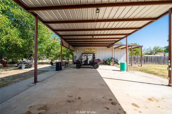 Throckmorton, TX 76483,412 N Berry Street