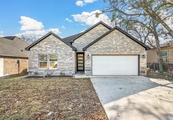 815 Lake View Ridge Drive, White Settlement, TX 76108