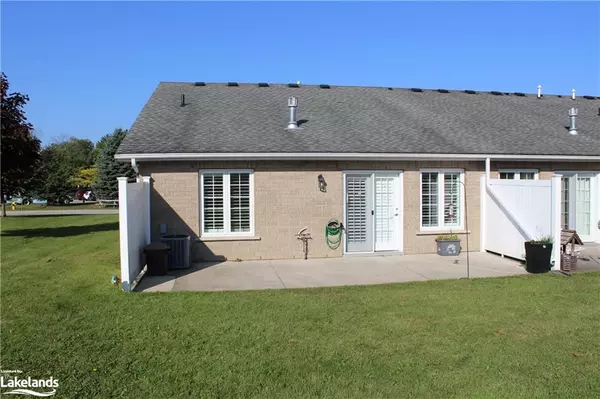 Wasaga Beach, ON L9Z 0A4,144 MEADOW LN