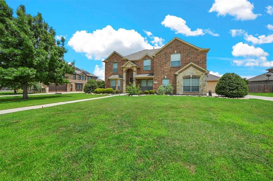 13748 Alterna Drive, Fort Worth, TX 76052