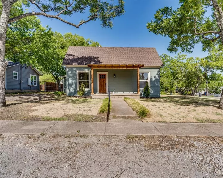 317 N 5th Street, Midlothian, TX 76065