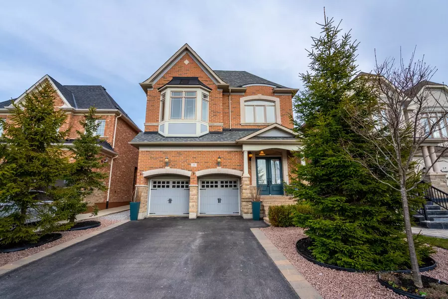 55 Ironside DR, Vaughan, ON L4L 1A6