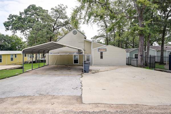 Mabank, TX 75156,216 Sunray Street