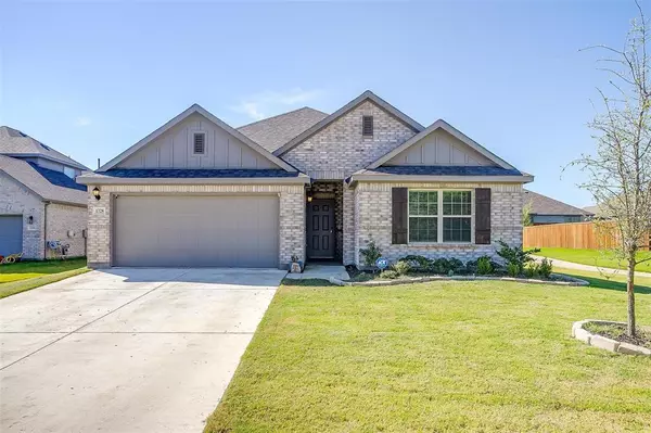 1328 Alderwood Lane,  Crowley,  TX 76036