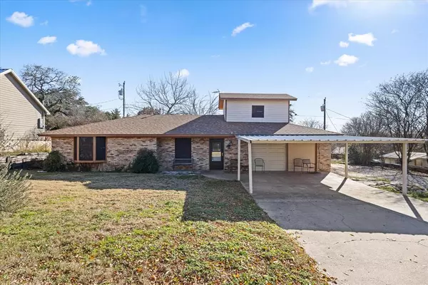 1703 Broken Bow Road, Granbury, TX 76049