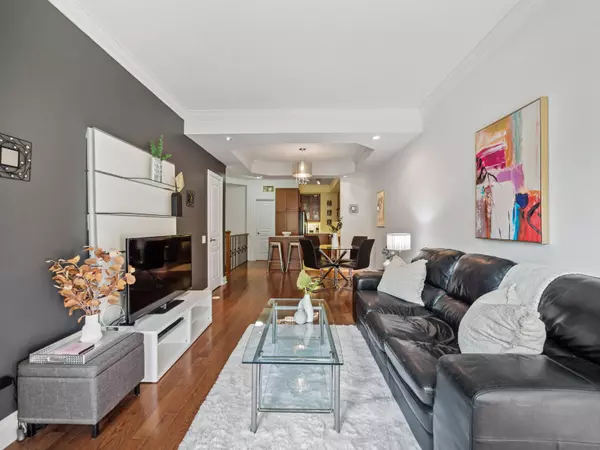 Toronto, ON M2N 7M3,420 Kenneth AVE #4