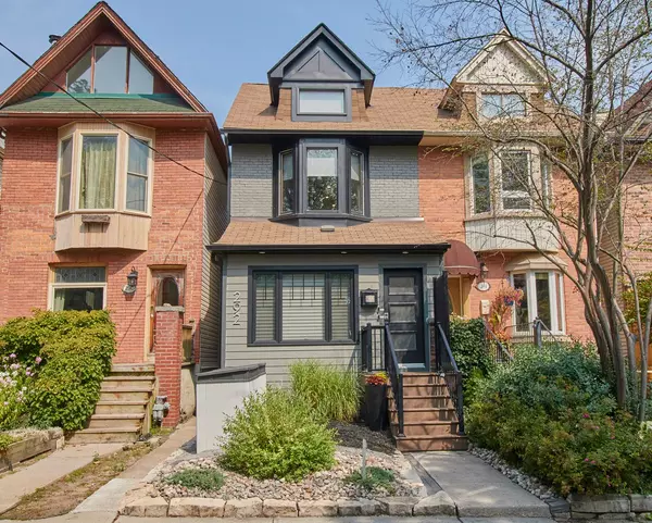 292 Withrow AVE #Upper, Toronto E01, ON M4J 1B7