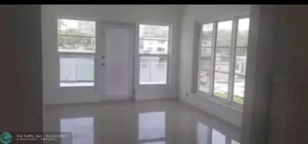 Miami Beach, FL 33141,8141 Crespi Blvd  #1