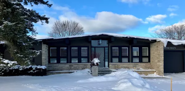 19 Golfview DR, Collingwood, ON L9Y 0G7