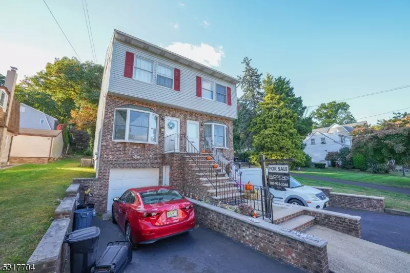 26 Pasadena Pl, Hawthorne Boro, NJ 07506