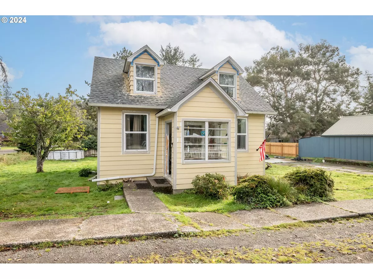 Ilwaco, WA 98624,110 ADVENT ST