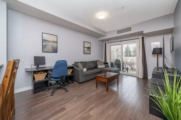 Mississauga, ON L5A 0A1,570 Lolita GDNS #125