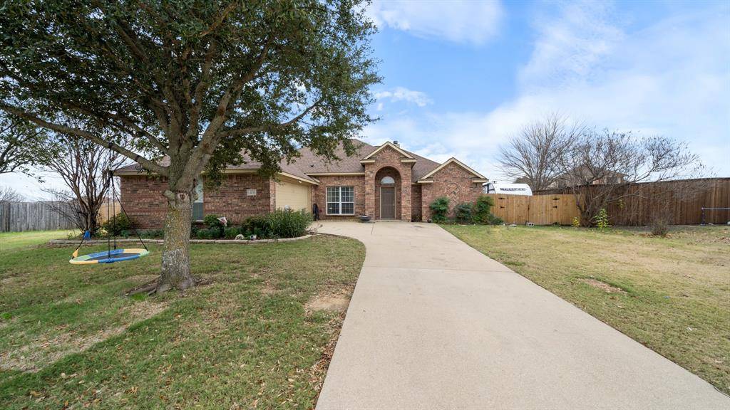 6406 Sunshine Court, Midlothian, TX 76065