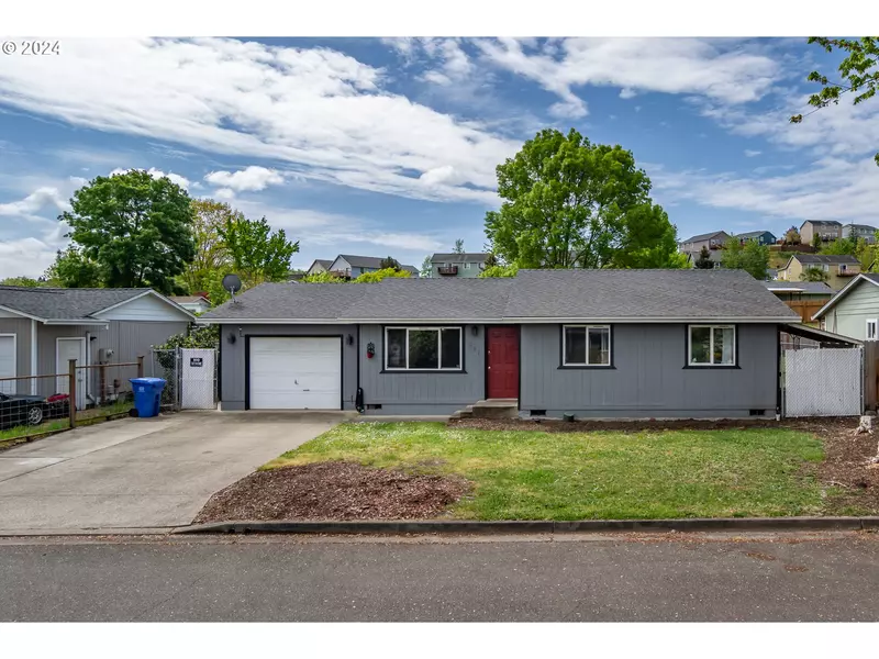 381 CHAR ST, Roseburg, OR 97471