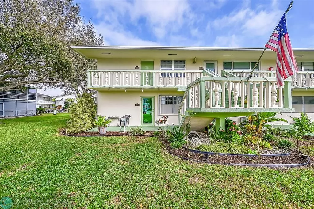 Deerfield Beach, FL 33442,156 Farnham G  #156