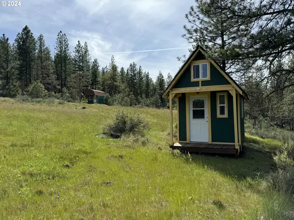 352 BOX CANYON RD, Goldendale, WA 98620