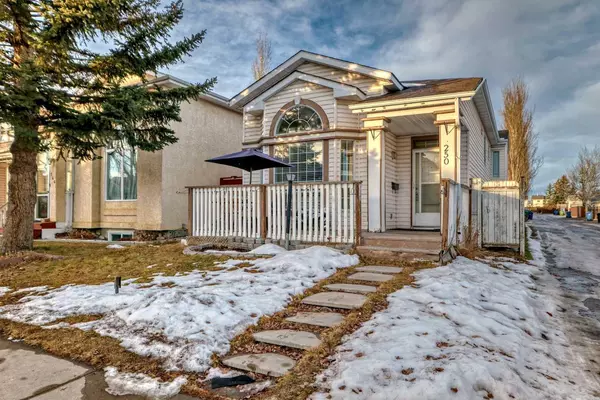 Calgary, AB T1Y 6W7,250 Costa Mesa Close NE