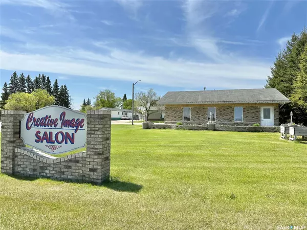 221 Highway AVENUE W, Debden, SK S0J 0S0