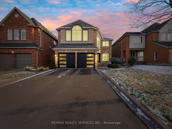 25 Ribbon DR, Brampton, ON L6R 2C5