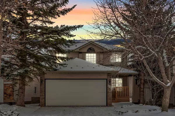 22 Douglas Glen GN Southeast, Calgary, AB T2Z 2N1