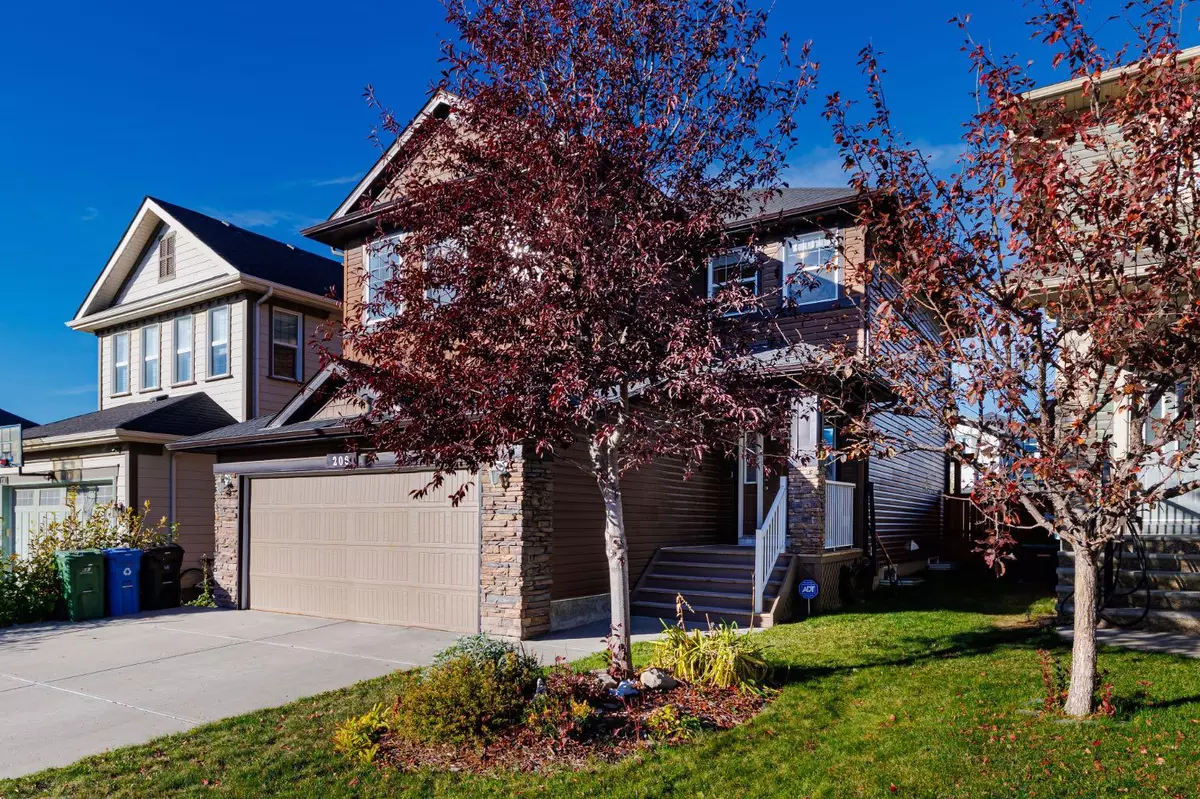 Calgary, AB T3P 0A5,206 Evanspark CIR Northwest