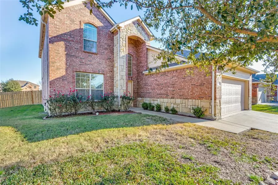 212 Clydesdale Street, Waxahachie, TX 75165