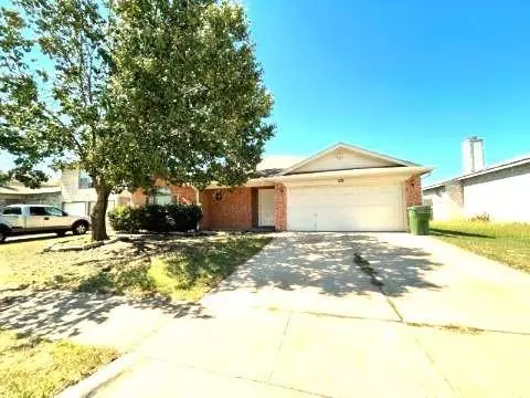 838 Colson Drive, Arlington, TX 76002