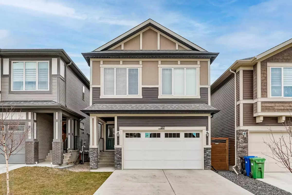 Calgary, AB T3P 1M8,217 Lucas CRES Northwest