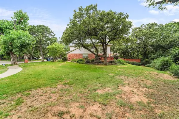 Lake Dallas, TX 75065,309 Georgian Oak Court