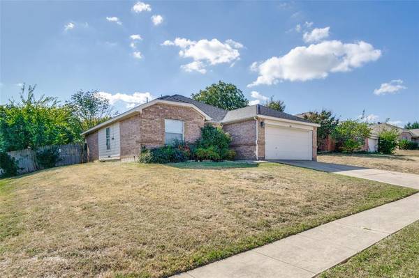 Burleson, TX 76028,849 Beaver Creek Drive