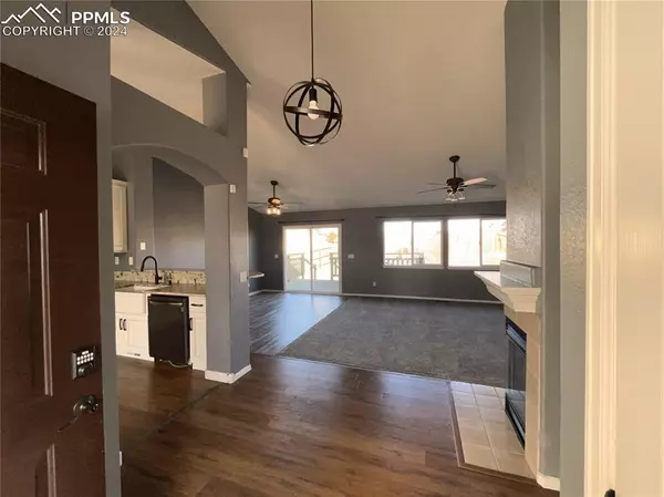 Colorado Springs, CO 80916,4550 Star Ridge DR