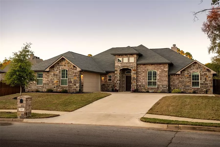 9321 Stonebank Crossing, Tyler, TX 75703