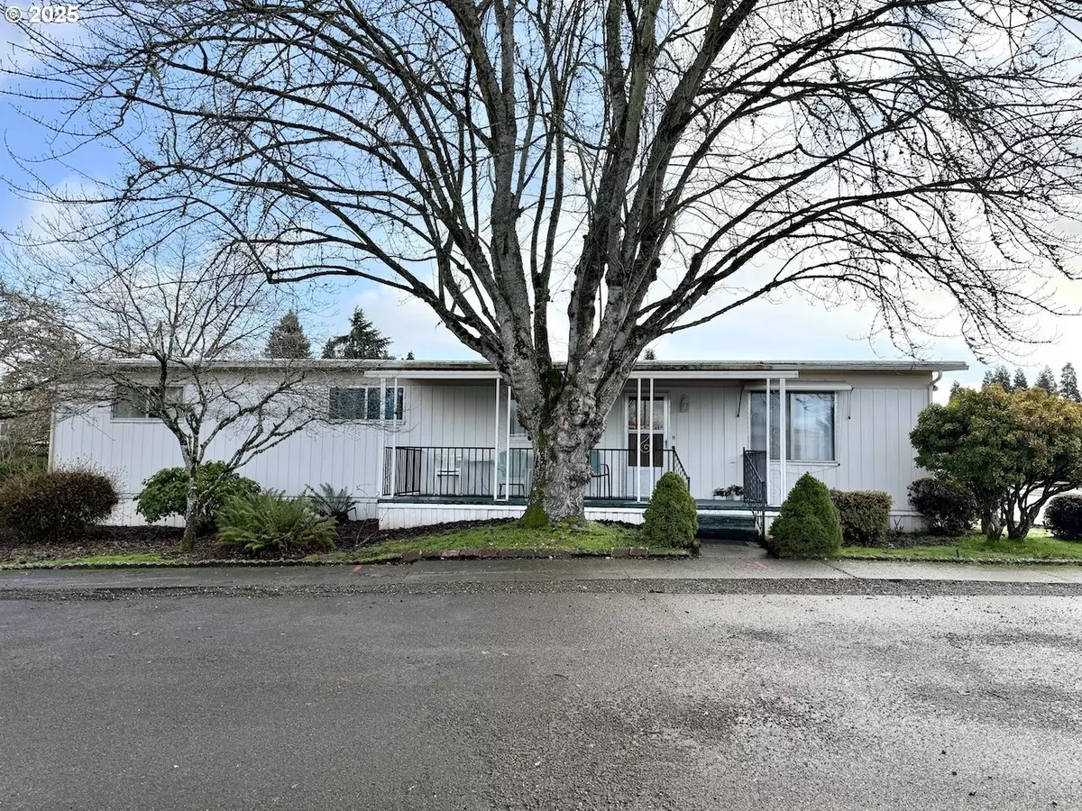 Springfield, OR 97477,3530 E GAME FARM RD #22