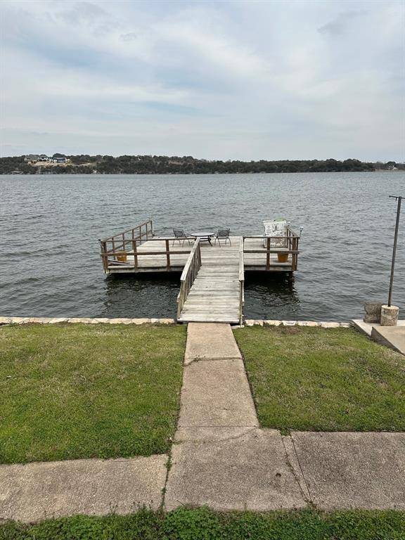 4115 Lands End Court, Granbury, TX 76048