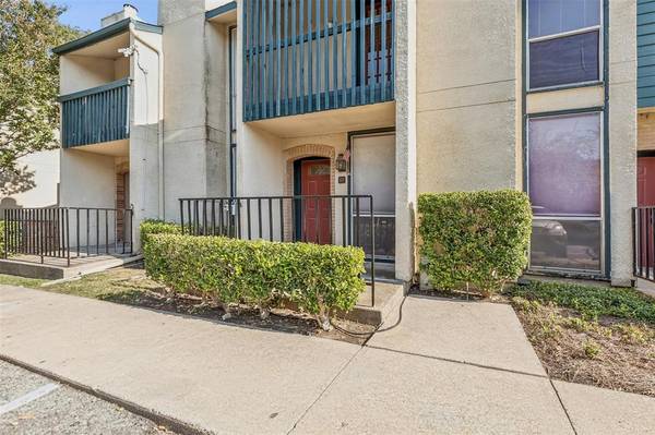 7175 Fair Oaks Avenue #56, Dallas, TX 75231