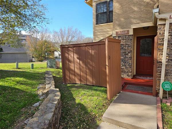 Irving, TX 75038,4269 Madera Road #2