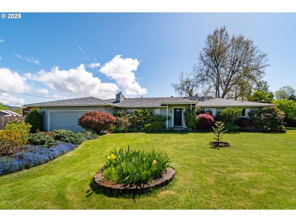 84825 PARKWAY RD, Pleasant Hill, OR 97455