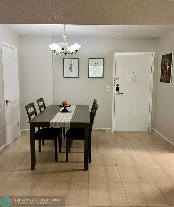 Plantation, FL 33317,6500 Cypress Rd  #205