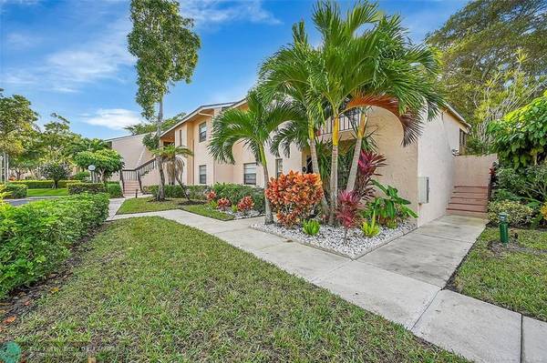 Boca Raton, FL 33428,9272 Vista Del Lago  #28F