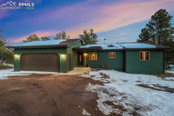 36 Quartz RD, Florissant, CO 80816