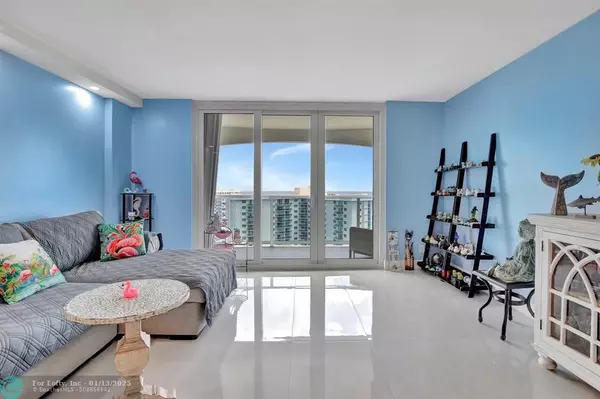 Hollywood, FL 33019,3800 S Ocean Dr  #1814