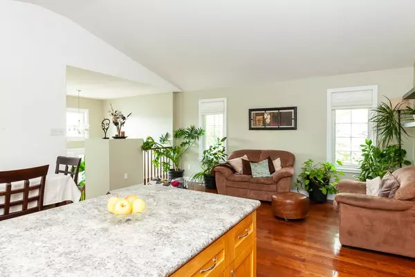 London, ON N5X 4N8,976 Marigold ST