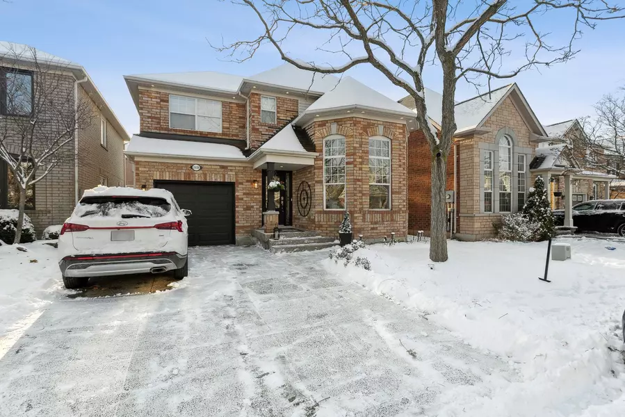 2406 Falkland CRES, Oakville, ON L6M 4Y3