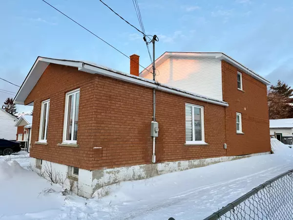 Timmins, ON P4N 2L2,344 Pine ST S