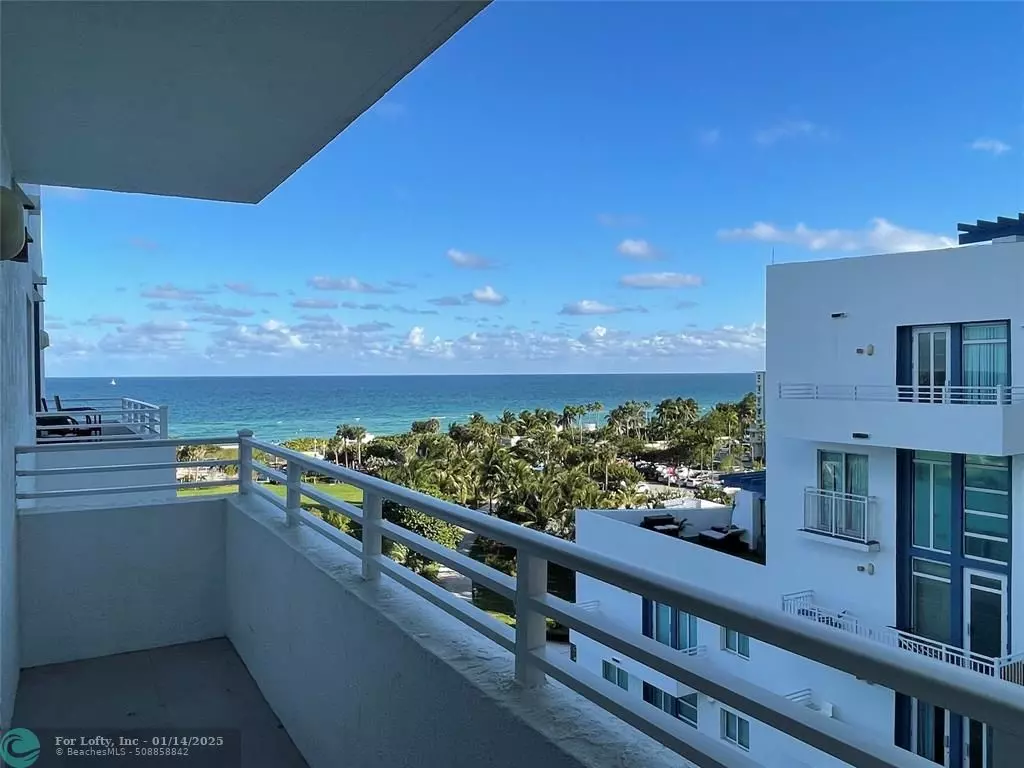 Miami Beach, FL 33141,7600 Collins Ave  #914