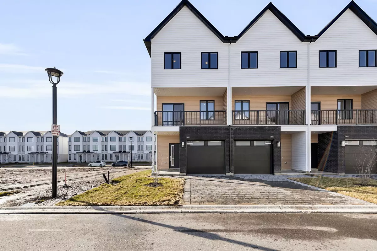 London, ON N6G 3P2,1595 Capri CRES #48