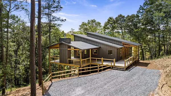 415 Windy Valley Trail, Blue Ridge, GA 30513