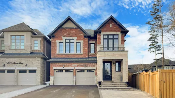 Pickering, ON L1W 0A9,506 Picasso CT