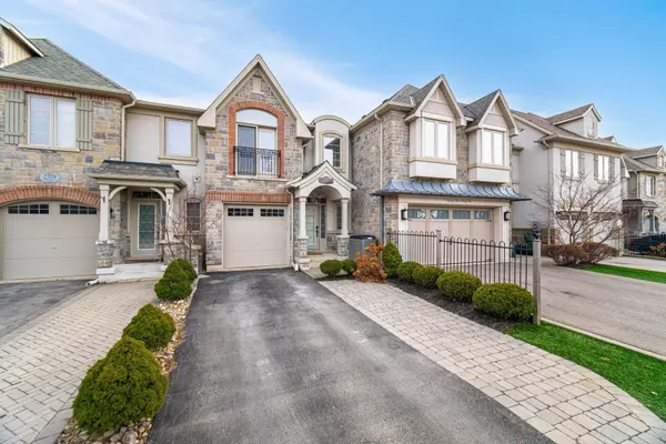 2330 Whistling Springs CRES, Oakville, ON L6M 0C3